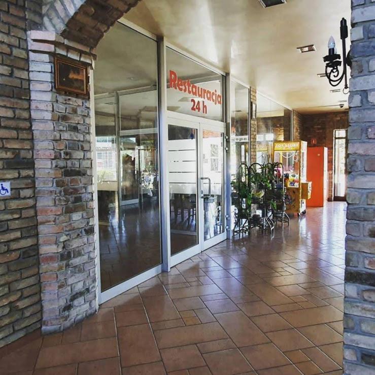 Hotel Bastion Kostrzyn nad Odrą Kültér fotó