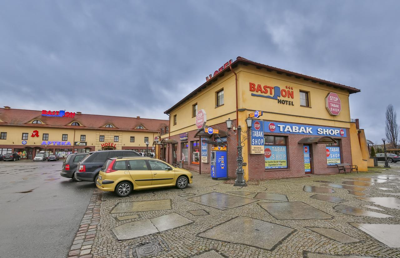 Hotel Bastion Kostrzyn nad Odrą Kültér fotó
