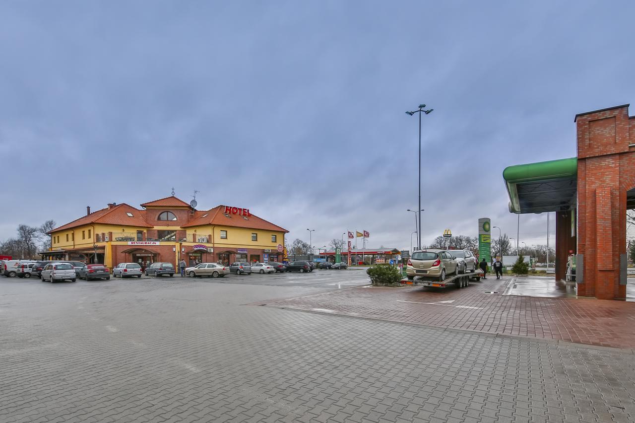 Hotel Bastion Kostrzyn nad Odrą Kültér fotó