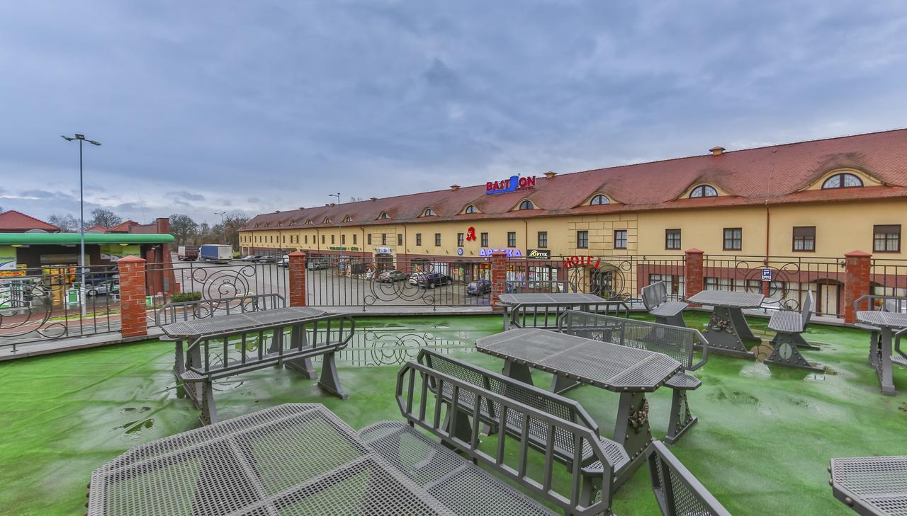 Hotel Bastion Kostrzyn nad Odrą Kültér fotó