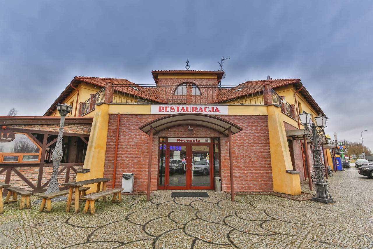 Hotel Bastion Kostrzyn nad Odrą Kültér fotó